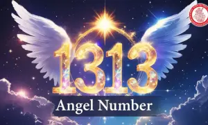 Anielskie przesłanie 1313 znaczenie: skrzydła anioła otaczają złote cyfry 1313 na tle nocnego nieba.