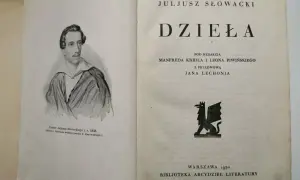 Otwarta księga z portretem Juliusza Słowackiego i tytułem "Dzieła". To wydanie zawiera jego najważniejsze utwory.