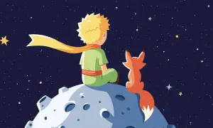 Mały Książę i Lis patrzą na gwiazdy. W tle kosmos, przypominający o cytatach z tej książki.