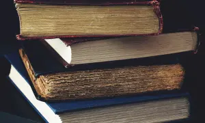 Cechy literatury średniowiecza, które zaskoczą każdego czytelnika