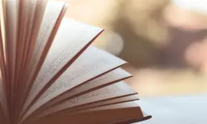 Co to jest literatura? Zrozumienie jej znaczenia i wpływu na nas