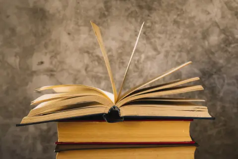Ruletka w literaturze: gra z losem i dramatyczne zakręty