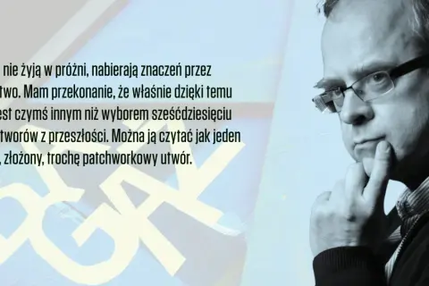 Mężczyzna w okularach zamyślony, obok tekst o poezji i jej liryce.