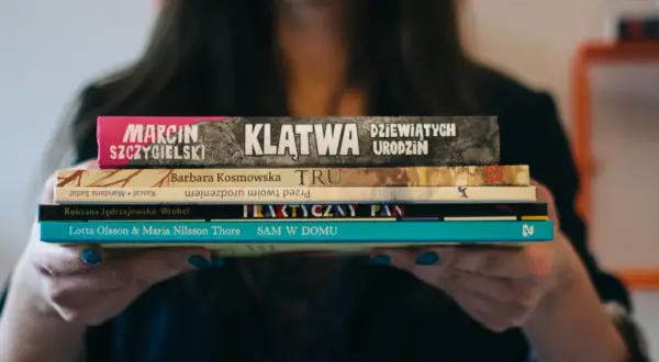 Czy na targach książki jest taniej? Odkryj prawdę o cenach książek