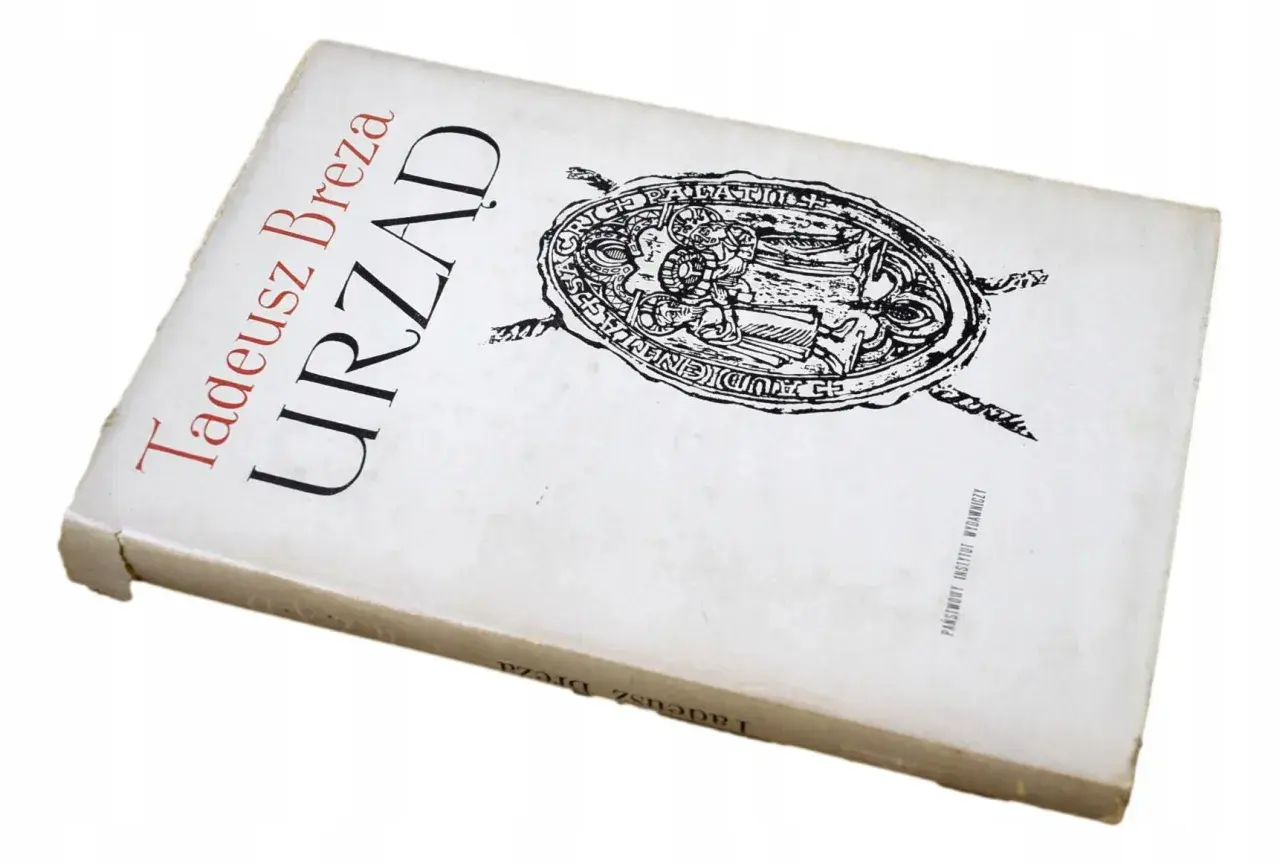 Okładka książki Tadeusza Brezy "Urząd" z pieczęcią.
